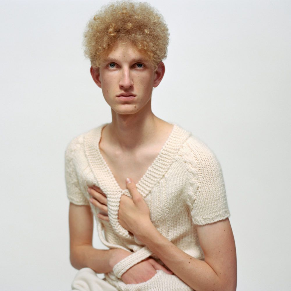 Knitwear silhouette